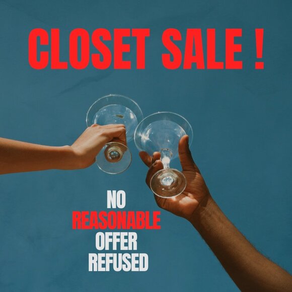 ❤️❤️❤️ Designer Spring Cleaning ... All REASONABLE offers will be ACCEPTED! ❤️❤️ - Picture 1 of 1